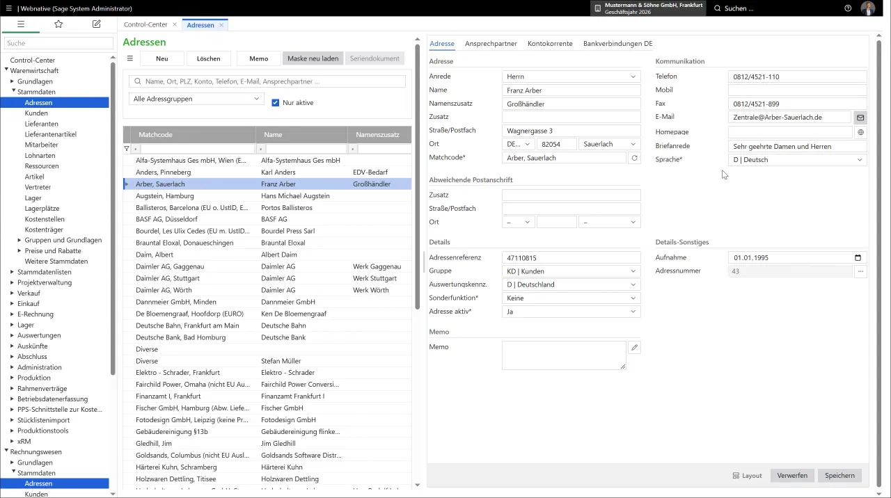 Webnative: Adressen – Liste und Maske nebeneinander